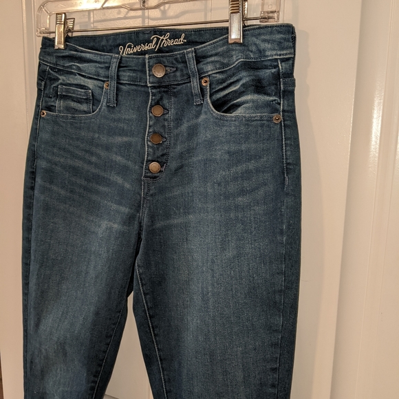 Universal Thread High Rise Jeans - Picture 2 of 7